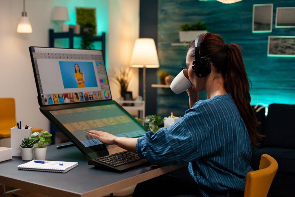 woman-with-editor-occupation-wearing-headphones
