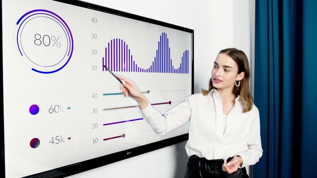girl explaining growth