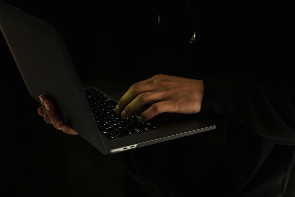 coder using laptop